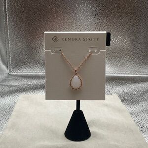 NWT opalite in Rose Gold Teardrop macrame Dee Necklace